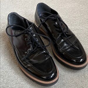 Franco Sarto Black Patent Leather Oxfords, Women’s Size 8M